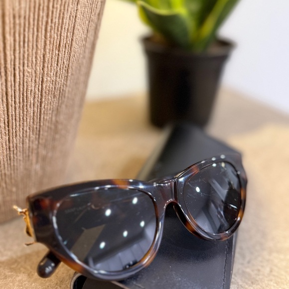 YSL Tortoise Shell Sunglasses - Picture 3 of 5
